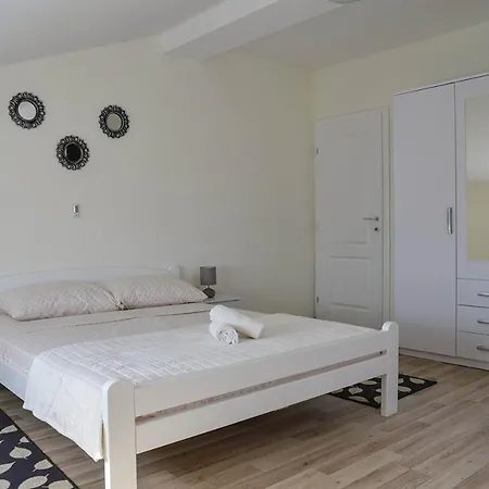 Nela Holiday home